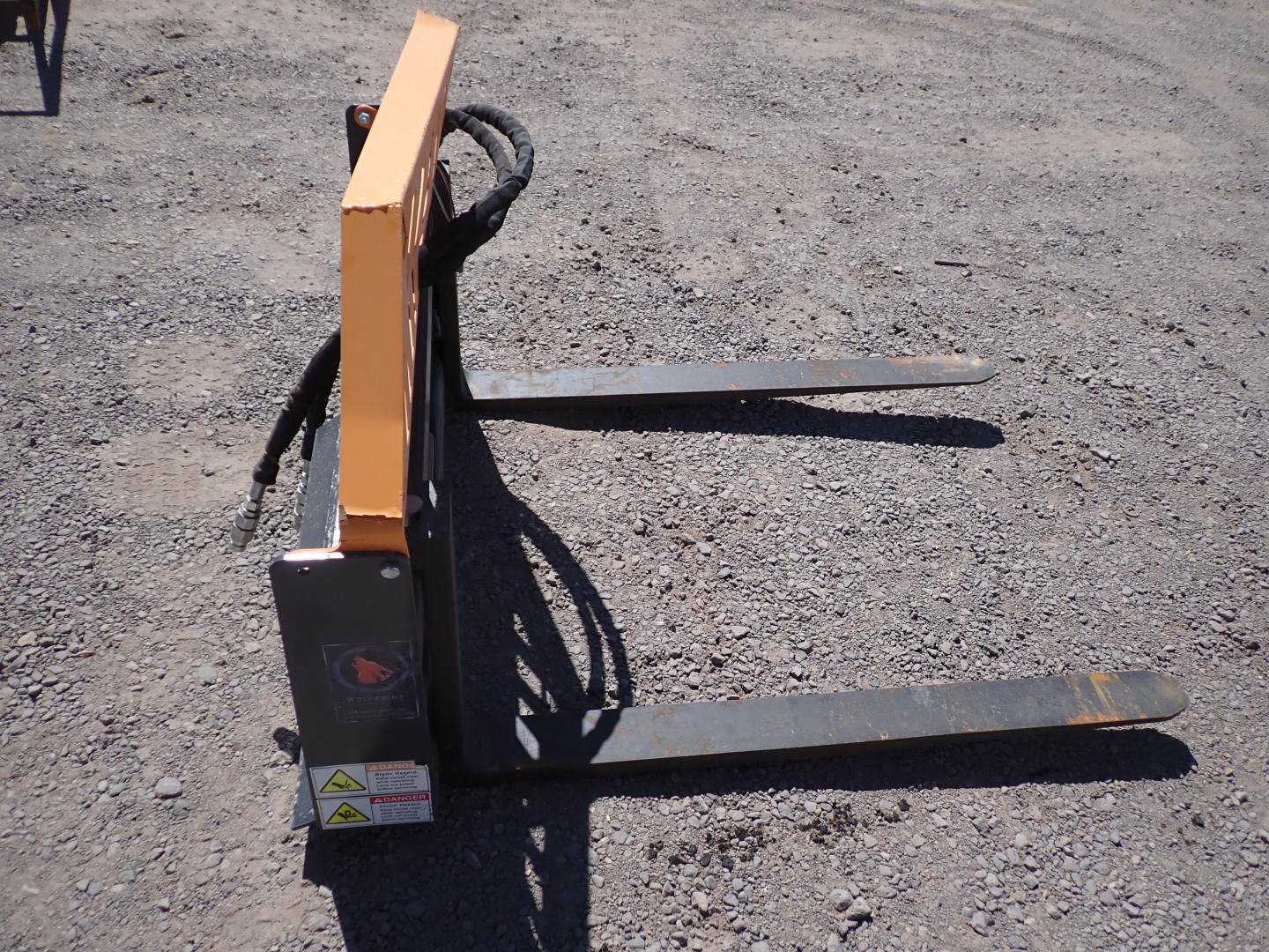 ./imagenes/INVOICE/2019/16318/PICOS TIPO MONTACARGAS PARA MINICARGADOR (4) - copia.JPG